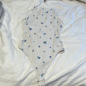 White floral body suit